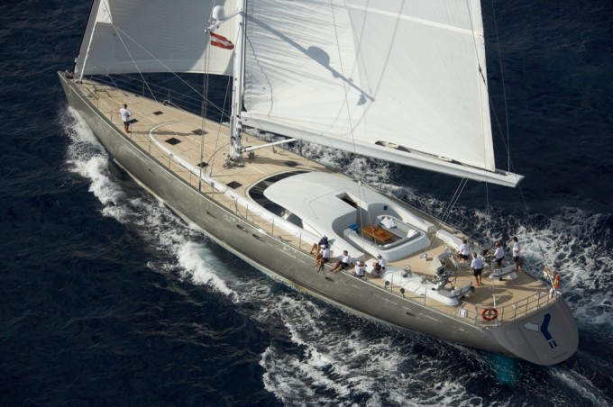 Sailing Yacht�YII